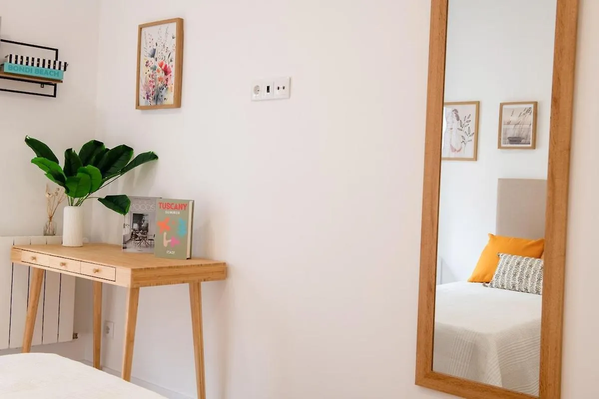 Santander Urban Beach Suite 0*,